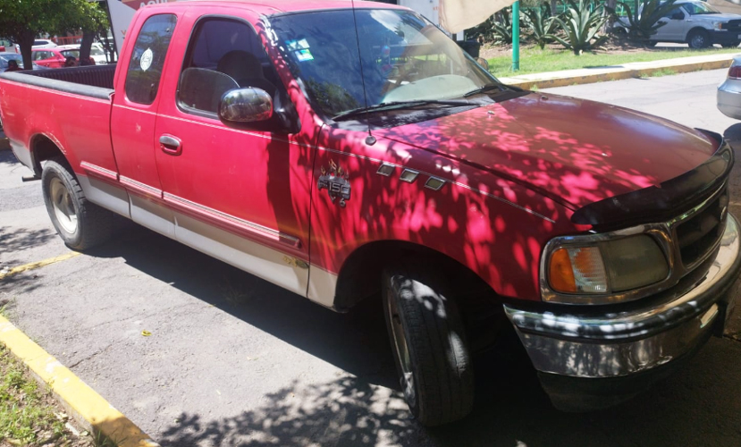 Asegura PGJE camioneta con reporte de robo en Canadá